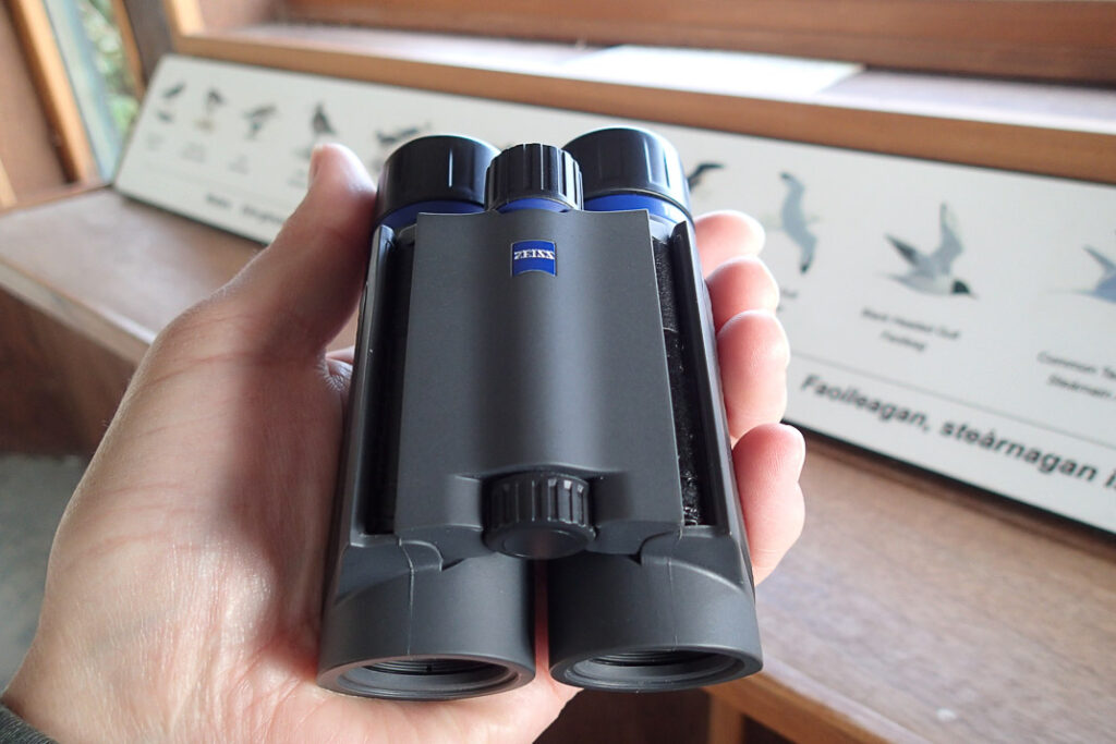 Zeiss TERRA ED Pocket Binoculars Fish & Fly
